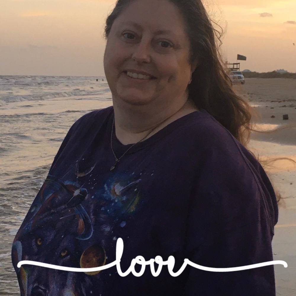 Meet your Posher, Cassandra